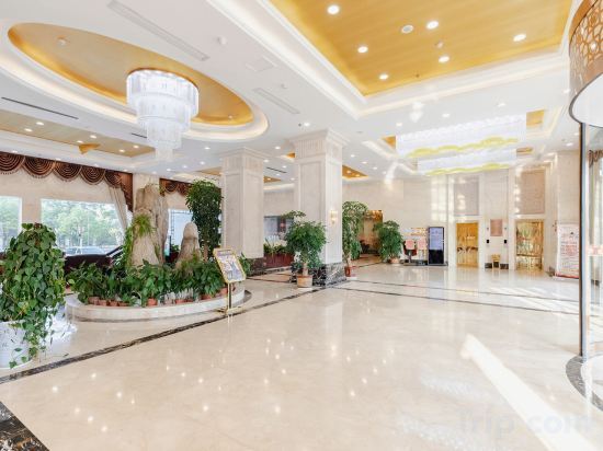 Аньцин: Jiangang Hotel