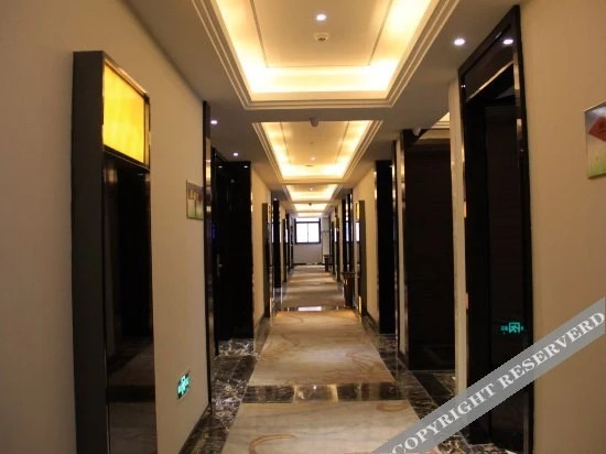 Аньцин: Geli Hotel