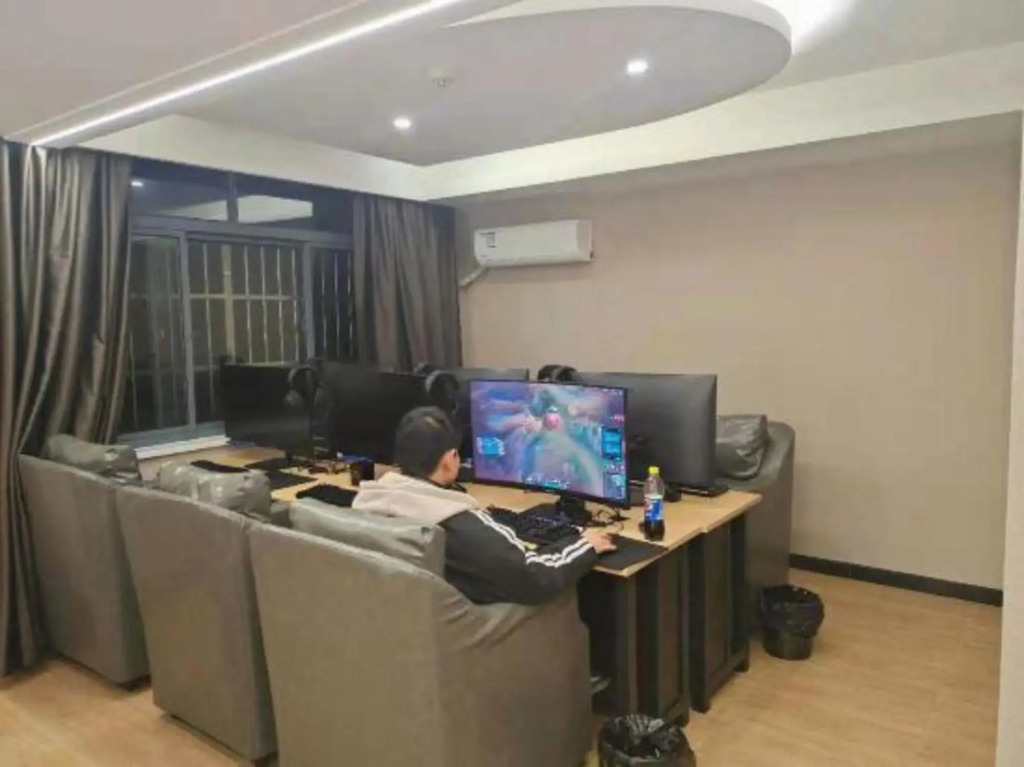 Аньцин: Kai'sa e-sports Hotel
