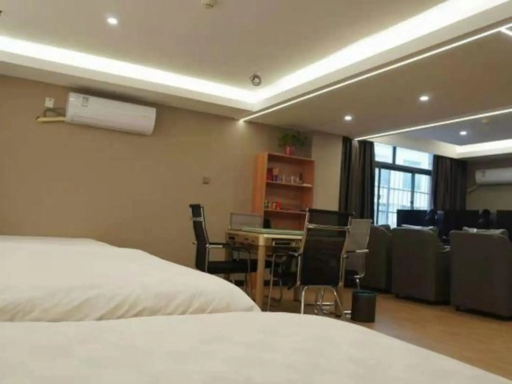 Аньцин: Kai'sa e-sports Hotel