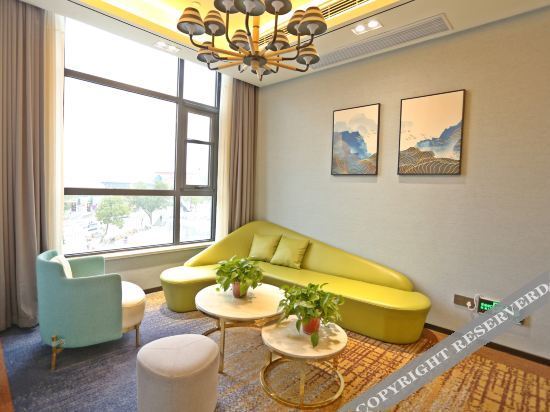 Аньян: Lihao Hotel (Linzhou Bus Station Longhu Shuixi Park Branch)