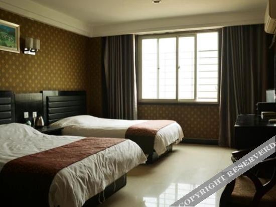 Аньян: Longgang Business Hotel, Neihuang