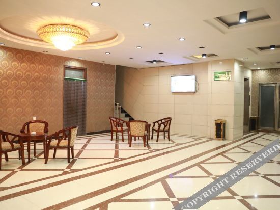 Аньян: Longgang Business Hotel, Neihuang