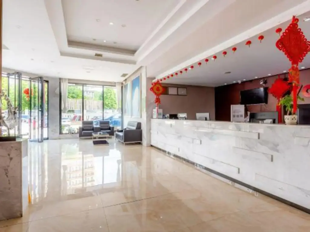 Аньшунь: Anshun City Hotel