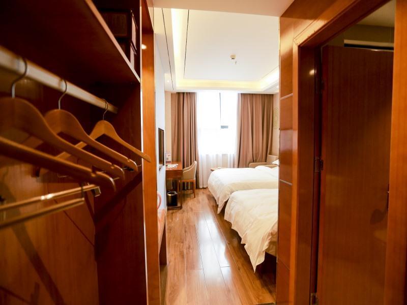 Аньшунь: Отель GreenTree Inn Anshun Guanling Bus Station