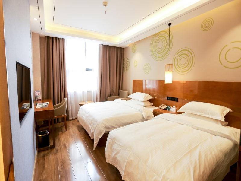 Аньшунь: Отель GreenTree Inn Anshun Guanling Bus Station