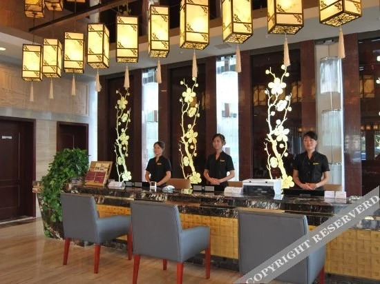 Baiheng Wanxiang Hotel (Zhenning Huangguoshu Avenue) — фото 1