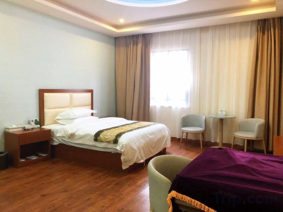 Аньшунь: Yu'anju Hot Spring Hotel