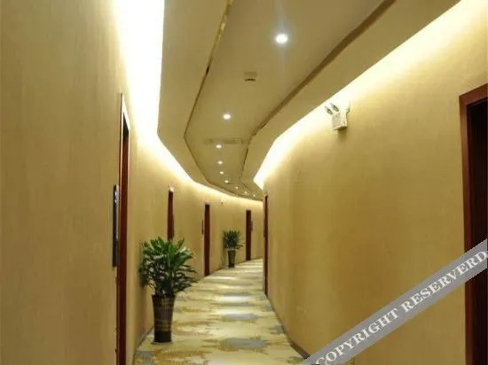 Аньшунь: Anshun Colorful Impression Hot Spring Hotel