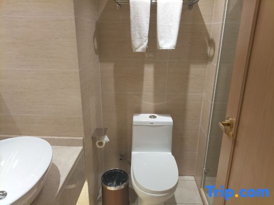 Аньшунь: Vienna Hotel ( Anshun Nanma Plaza 302 Hospital Branch)