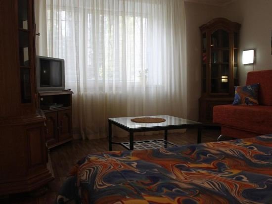 Воронеж: Flat-All 81 Rustic однокомнатная квартира до 5 мест с паркингом рядом с Hampton by Hilton