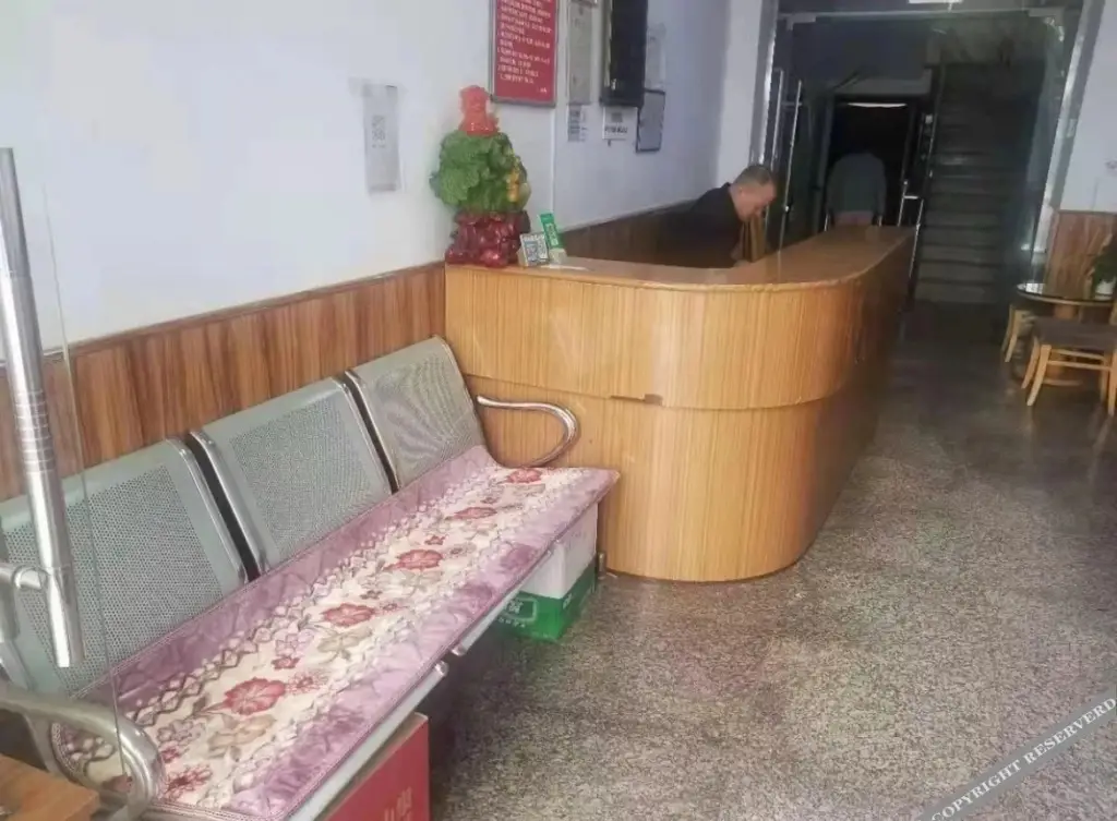 Сиань: Xi'an Qiaoqiao Warm Hotel