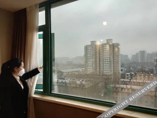 Сиань: Shangpin Yijia Hotel (Xiansanqiao Sobao Center IKEA Home)