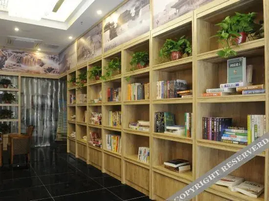 Сиань: Shangpin Yijia Hotel (Xiansanqiao Sobao Center IKEA Home)