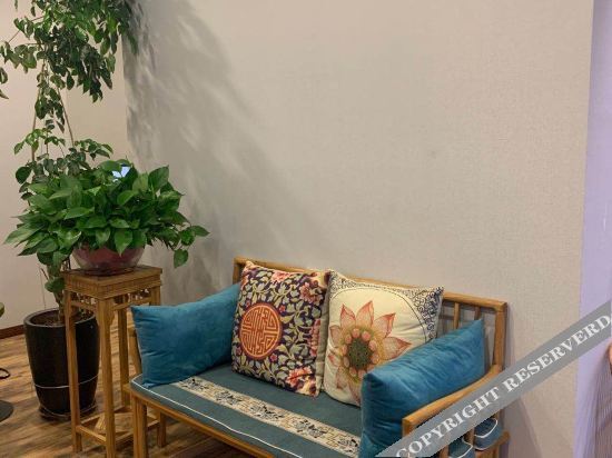 Сиань: Light stay at Jinghua Select Hotel (Tangdu Hospital)