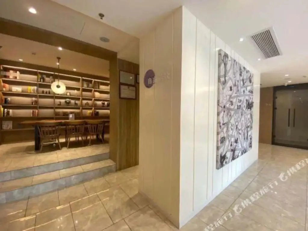 Сиань: Rest Comfort Hotel (Xi'an Bell Tower North Street Metro Station)