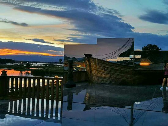 Пучжэхэй: Home on the Cloud, Sky Land, Lake View B&B