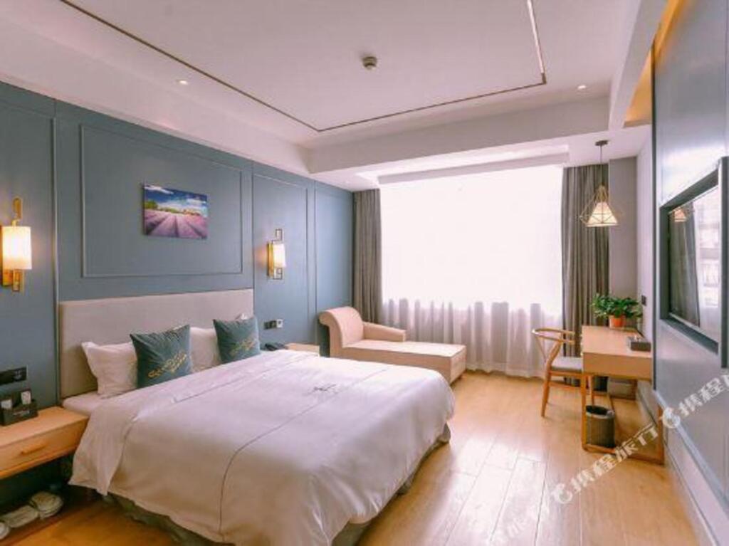 Мааньшань: Qingmu Bojin Hotel (Maanshan Teacher's College, Mengniu Industrial Park)