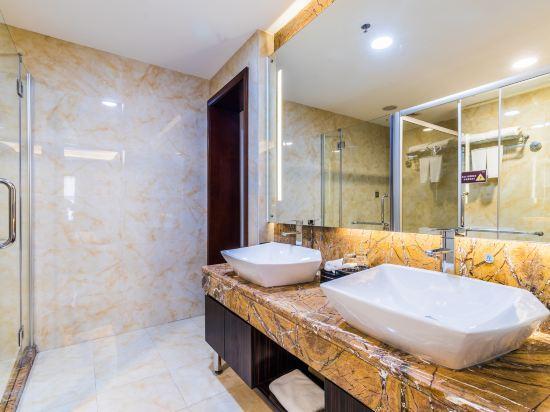 Фошань: Phoenix Hotel