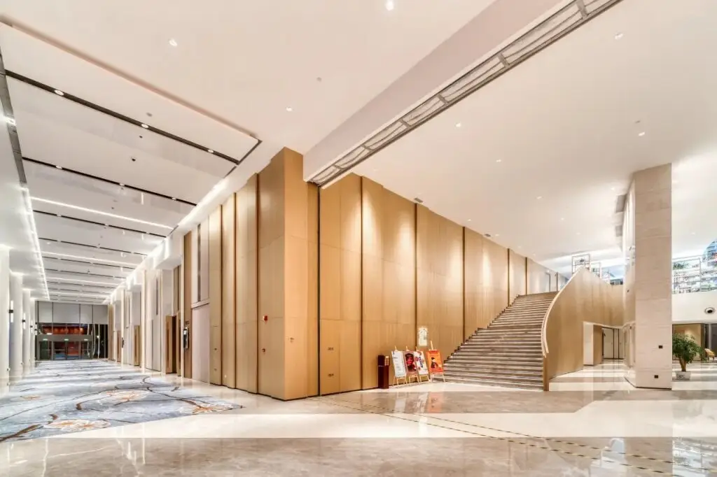 Ханчжоу: Courtyard By Marriott Hangzhou Xihu