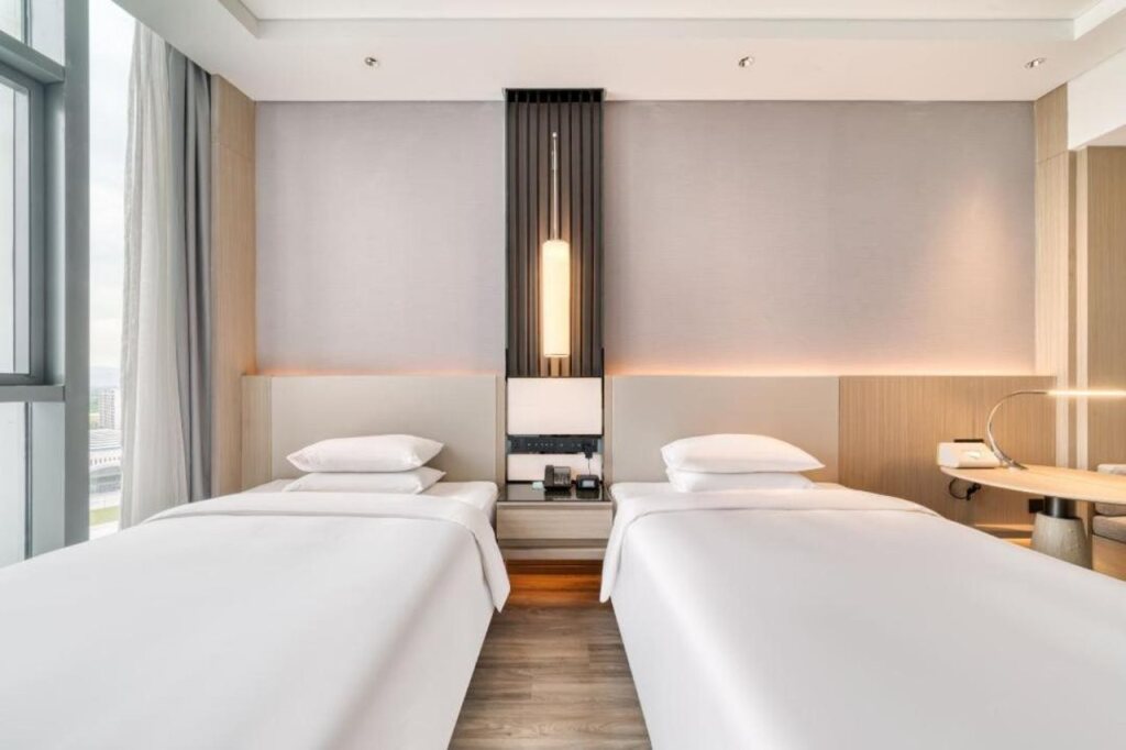 Ханчжоу: Courtyard By Marriott Hangzhou Xihu