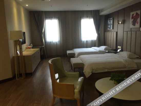 Баодин: Enjoy Hotel