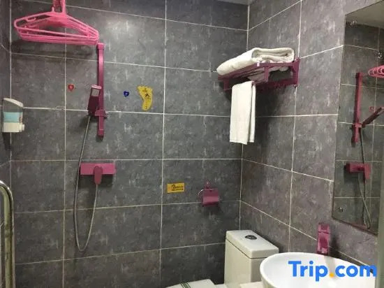 Байсе: Manli Hotel (Youjiang Medical College for Nationalities Baise College Donghe Campus)