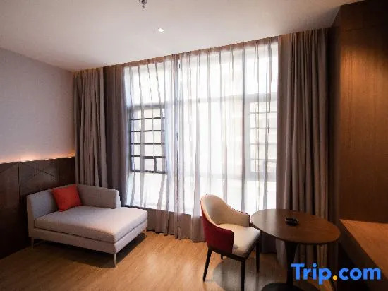 Байсе: Boman Hotel (Baise High-speed Railway Station Hengning Plaza)