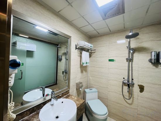 Байсе: Jingtong Hotel (Baise National Medical College)