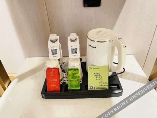 Байсе: Green Oriental Hotel (Baise No. 5 Middle School Sports Center Store)