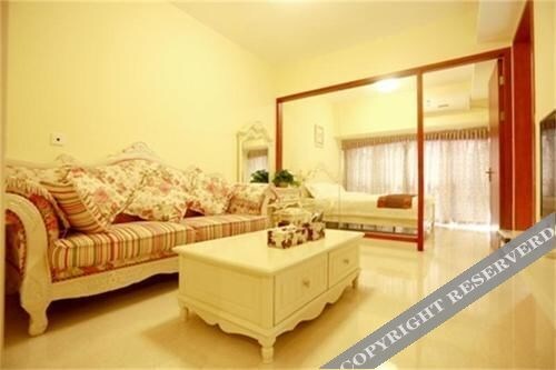 Шэньчжэнь: She He Apartment Nanshan Center Branch