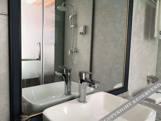 Байсе: Astor Hotel (Pingguo Cultural Park City Center)