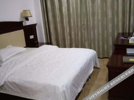 Байсе: Baise Huatong Business Hotel
