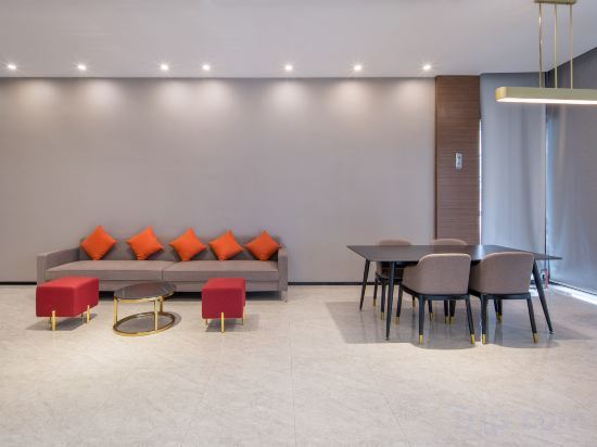 Байсе: Berman Hotel (Baise Pingguo Culture Park Stadium Shop)