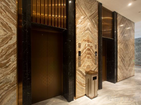 Байинь: jinwokaidi wenhua hotel