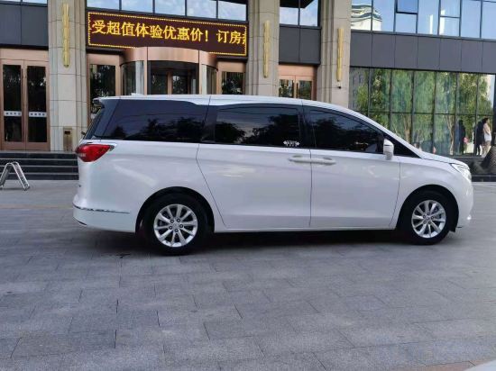 Байинь: jinwokaidi wenhua hotel