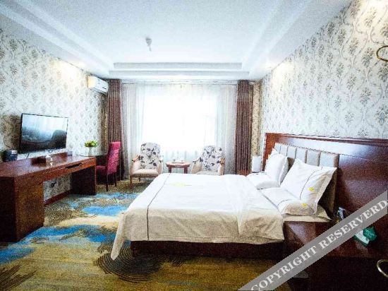 Байинь: Baiyinquxinghongqiao Business Hotel