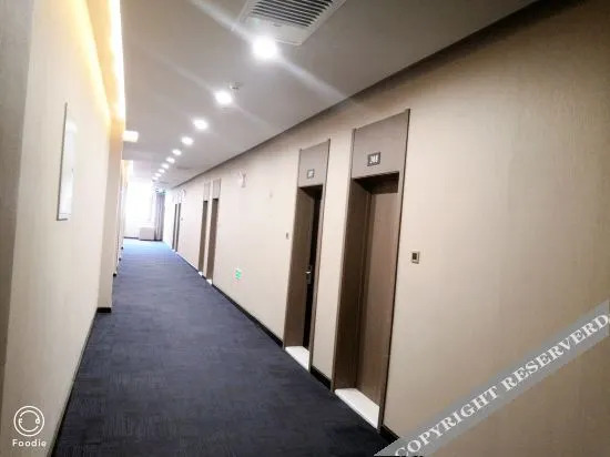 Баодин: Xiangyue Hotel (Baoding Baigou Hedao International Bags City Wuyi Road Branch)