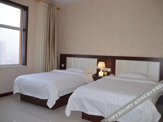 Баодин: Zhongtian Business Hotel