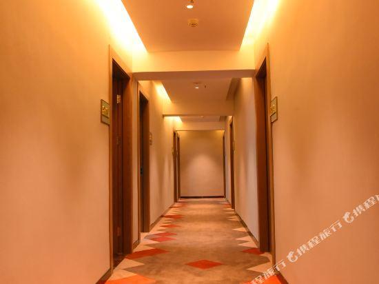 Хуанши: Borrman Hotel Huangshi Qinglongshan Park Diaoyudao