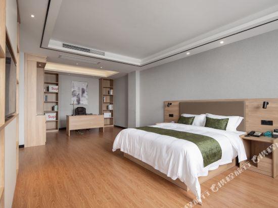 Чжэньцзян: GreenTree Hotel (Zhongbei college store, Danyang glasses Industrial Park)