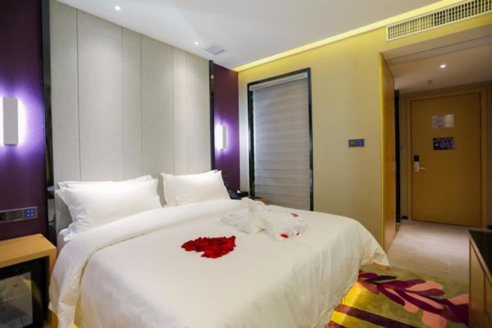 Шэньчжэнь: Shenzhen Huazi Hotel