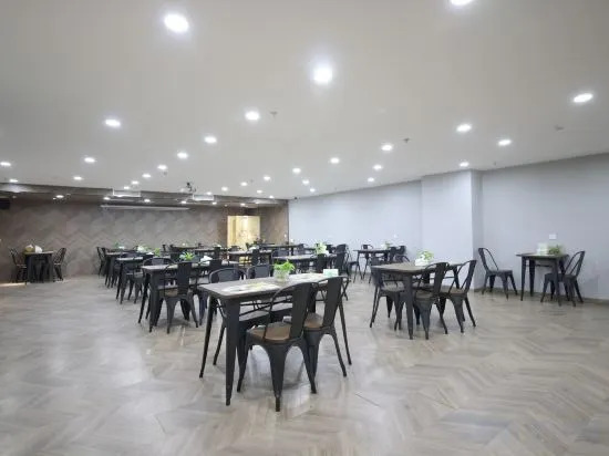 Нанкин: Grand Cozy Hotel (Nanjing University of the Arts Longjiang Subway Station Store)