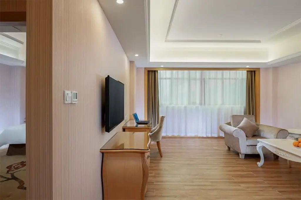 Гуанчжоу: Vienna Hotel Guangzhou Huadu Sunac Cultural Tourism City Hecheng