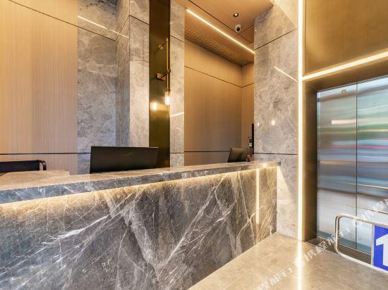 Гуанчжоу: Borrman Hotel Guangzhou Jingxi Nanfang Hospital Metro Station