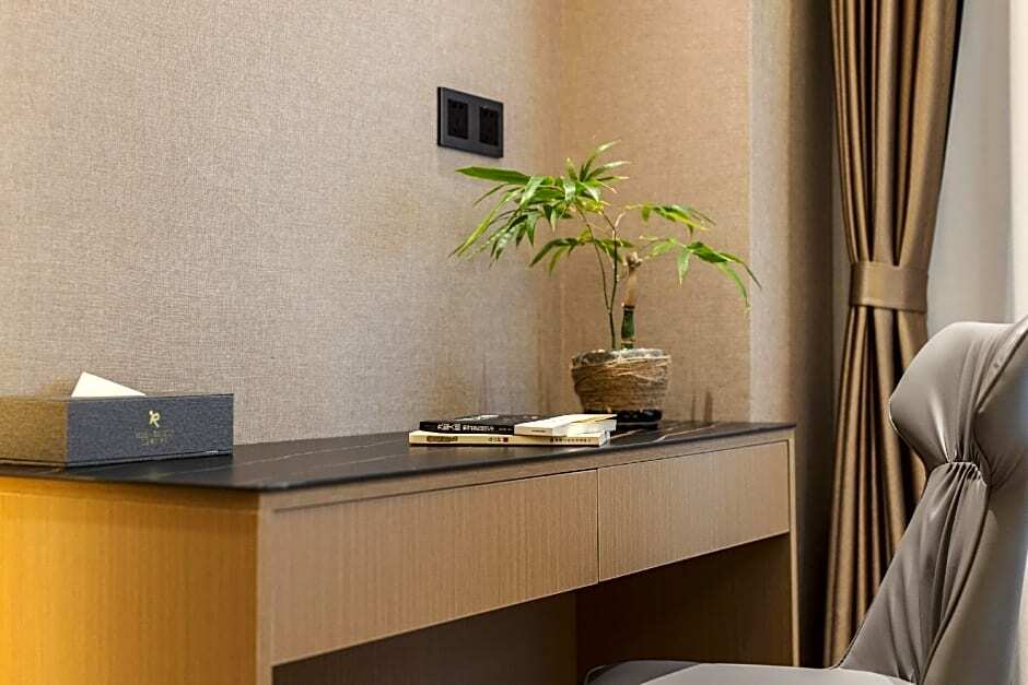 Чэнду: Rezen Select Hotel Chengdu Renmin North Road