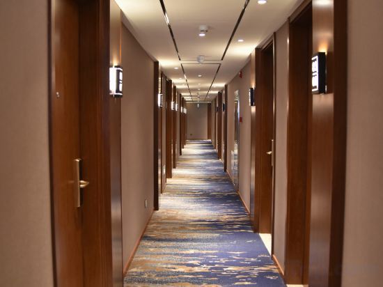 Пекин: Yitel Hotel-Beijing Shangdi Qinghe High-speed RailwayStation