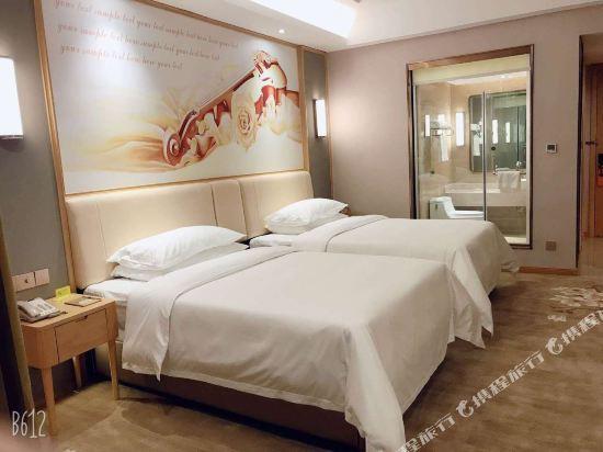 Цзуньи: VIeen  Hotel