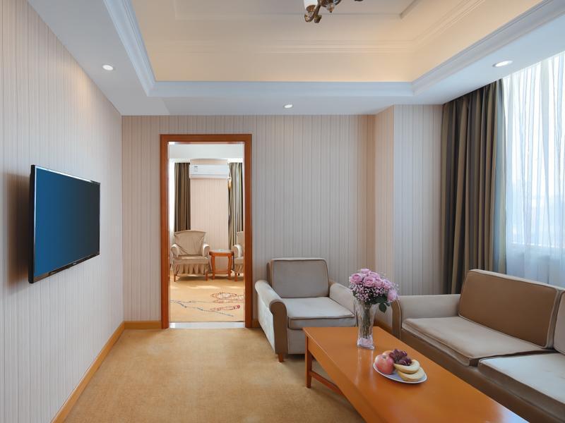 Vienna Hotel Shandong Zhangqiu Ancient City Baimaiquan — фото 1
