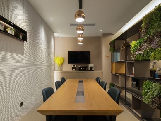 Далянь: Home Inn (Dalian railway station Friendship Plaza subway station)